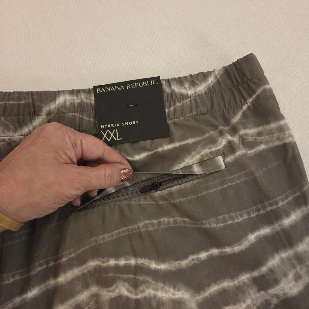 BANANA REPUBLIC NWT Hybrid Gray White Granite Quick Dry Performance Shorts SZ 2X